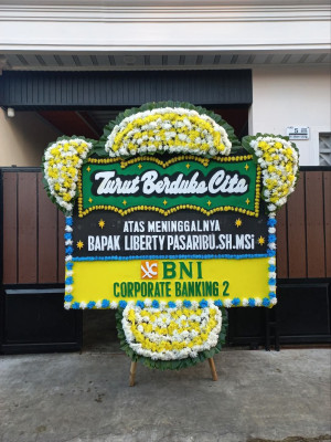 Papan Bunga Duka di Sasahan
